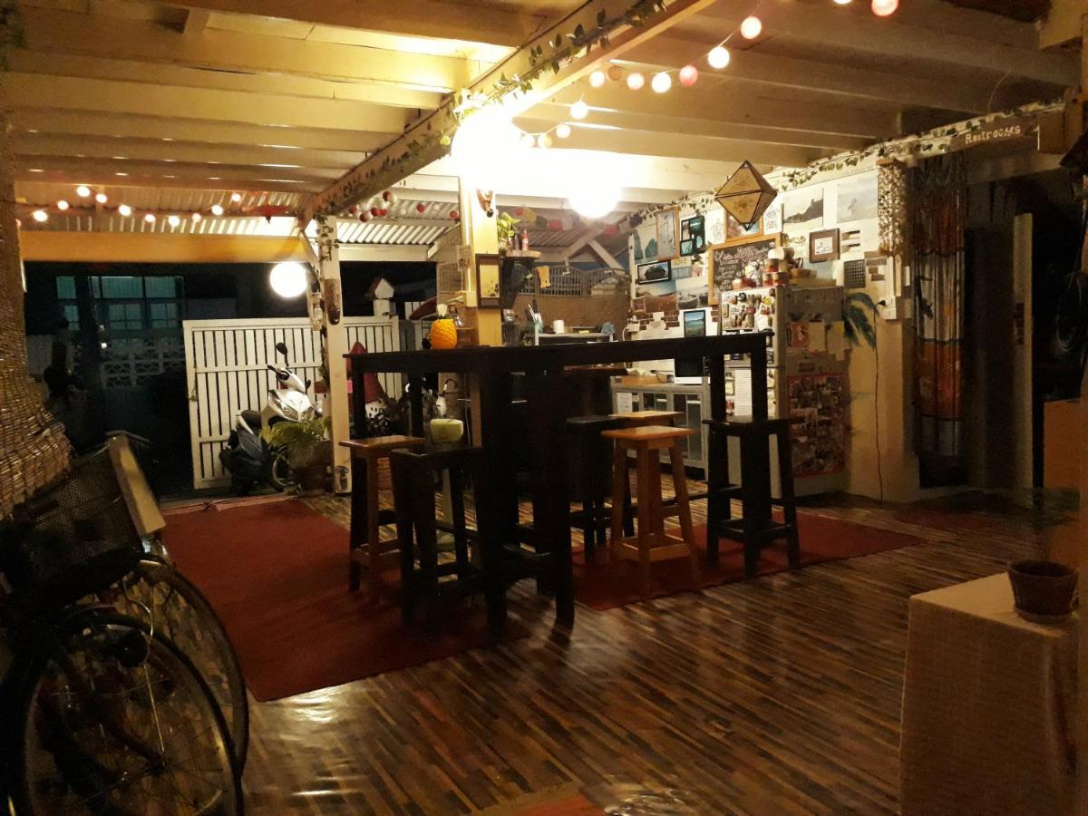 Thaimex Cafe & Homestay Backpackers- Adults Only Prachuap Khiri Khan Eksteriør bilde